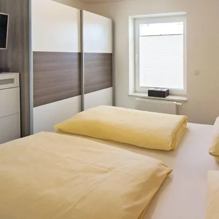 Ferienwohnung-zeppelinstek Apartment *